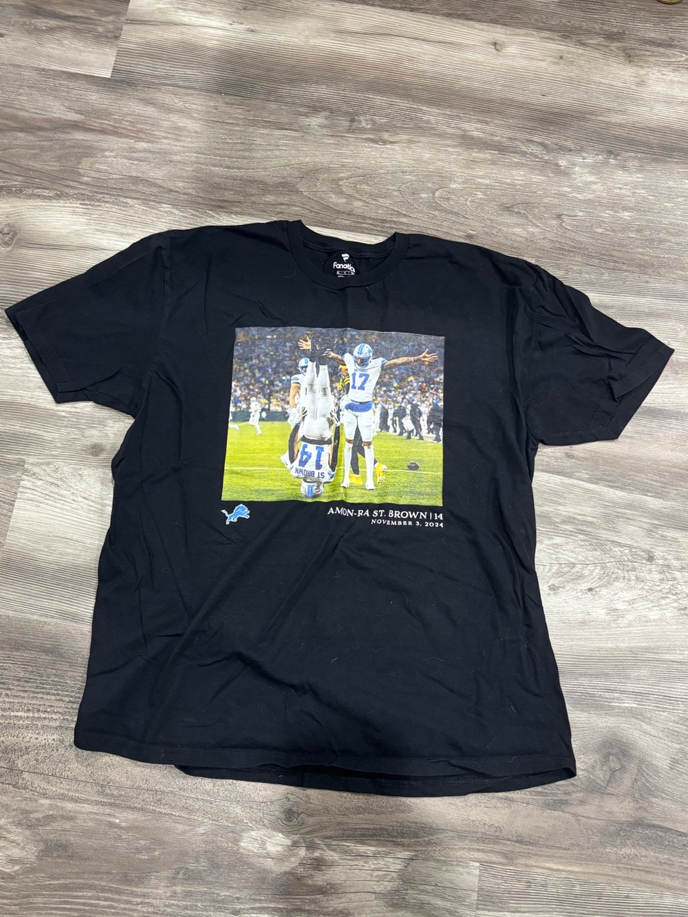 Amon Ra Headstand - Fanatics Black Graphic Tee - Detroit Lions